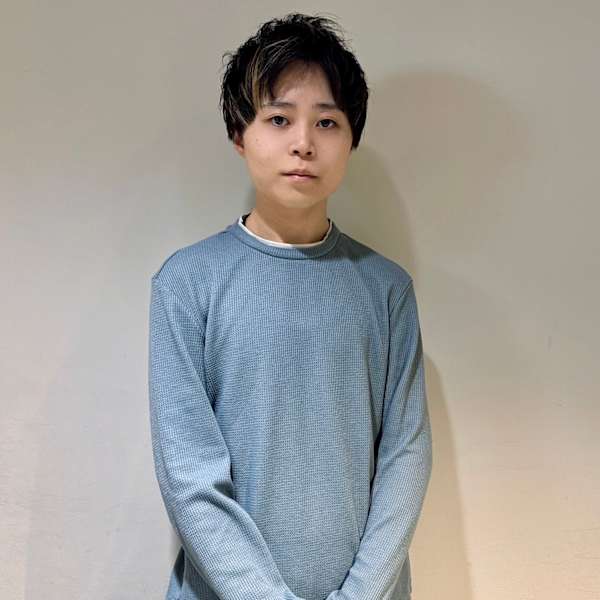【全席半個室サロン】Natural 池袋店【ナチュラル イケブクロテン】のスタッフ紹介。田中 信之介