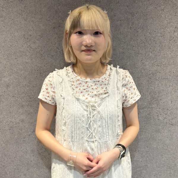 【全席半個室サロン】Natural 新宿店 髪質改善&ヘッドスパ【ゼンセキハンコシツサロンナチュラルシンジュクテン カミシツカイゼンヘッドスパ】のスタッフ紹介。鬼頭 茉衣子