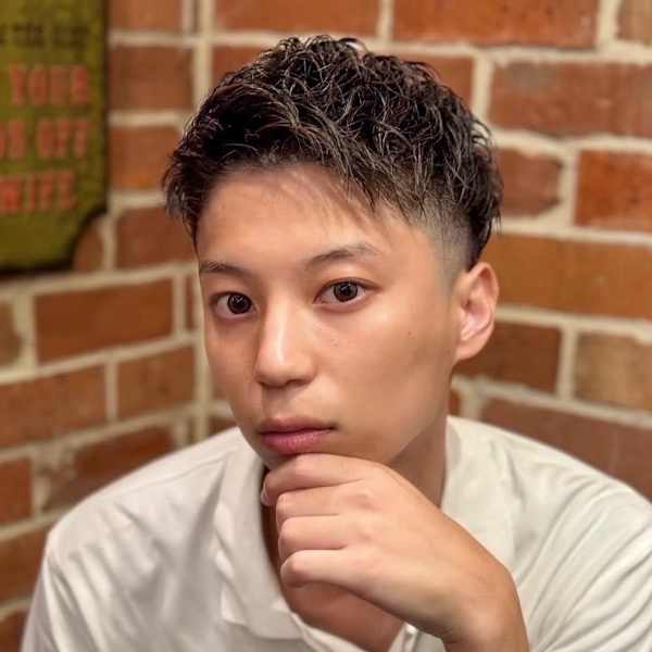 ツーブロアップバング