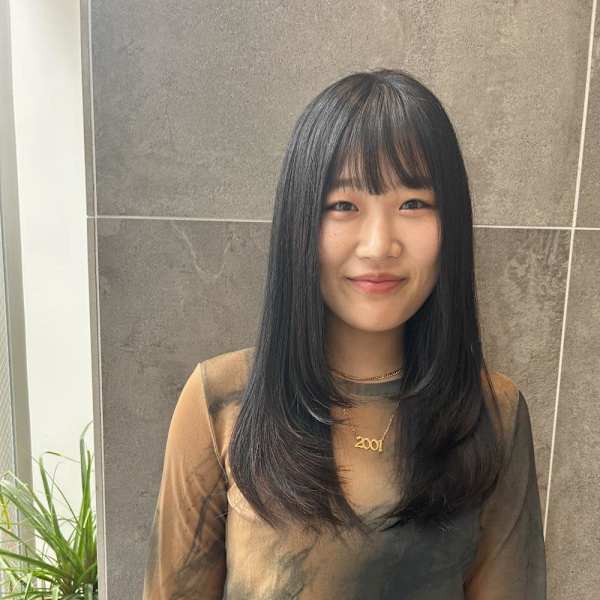 フェイスレイヤーロングヘア