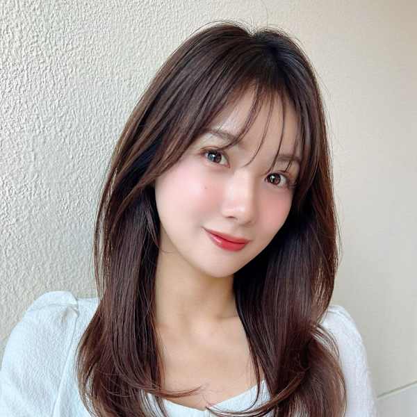 シャギーレイヤー韓国ワンホンヘアシースルーぱっつん前髪