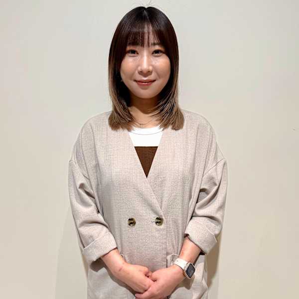 【全席半個室サロン】Natural 仙台長町店【ナチュラル センダイナガマチテン】のスタッフ紹介。穴澤 真美