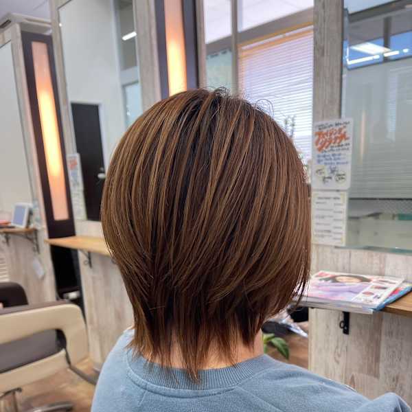 小顔効果抜群！今すぐ試したいウルフレイヤー