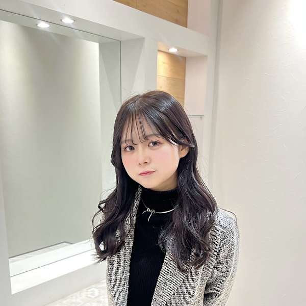 HAIR & MAKE EARTH 葛西店【ヘアメイクアース カサイテン】のスタッフ紹介。谷本 優樹