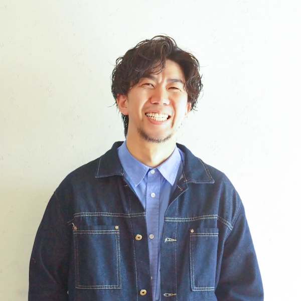 BRICK HAIR & SPA 松山【ブリックヘアアンドスパ マツヤマ】のスタッフ紹介。奥野 寛之