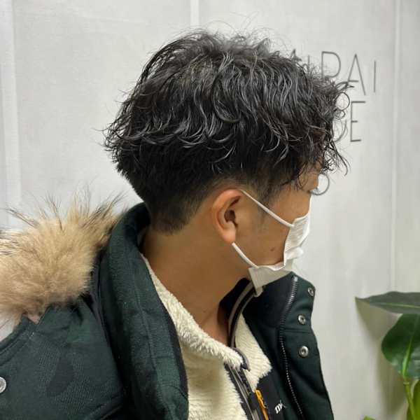 爽やかツーブロック刈り上げ束感アップバング