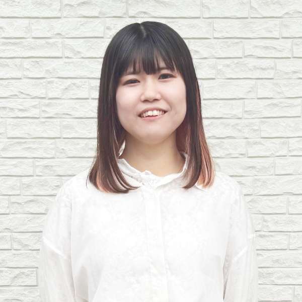 Hair Healing Wish【ヘアヒーリングウィッシュ】のスタッフ紹介。山本 優花