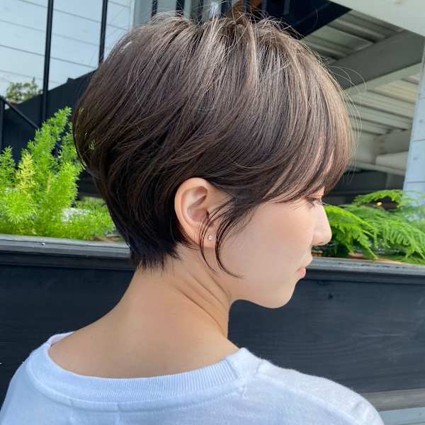 ear hook short