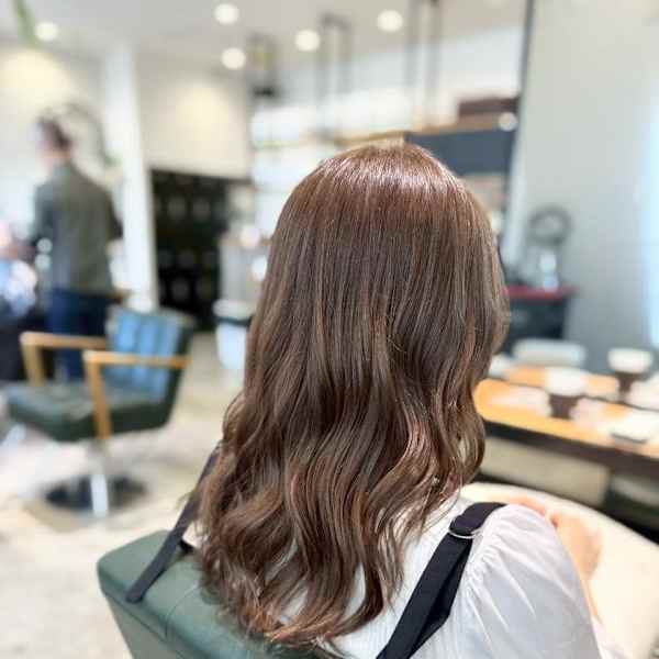 セミロング/20代30代/ハイライト|SOHO hair & botanical 大橋店