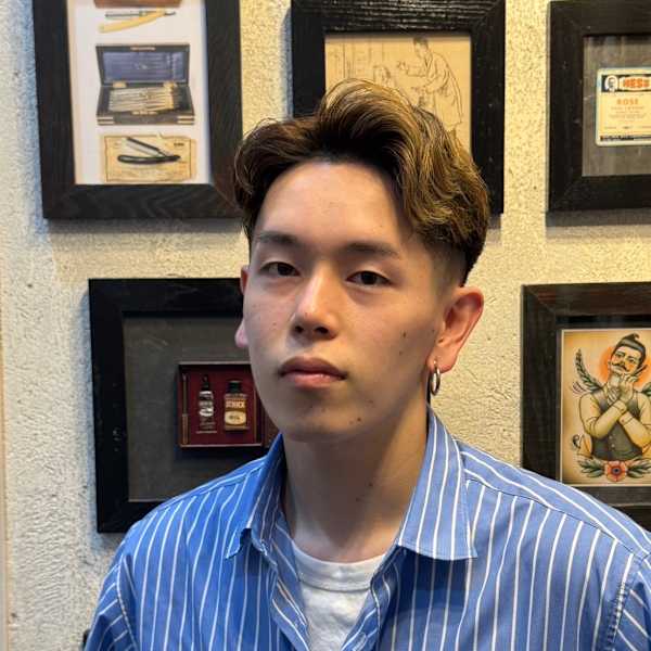 ヒロ銀座バーバーショップ難波店【ヒロギンザバーバーショップナンバテン】のスタッフ紹介。齋藤大晟