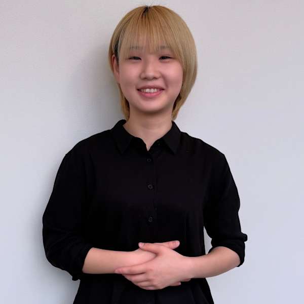 le:fro:m 獨協大学前店【レフラムドッキョウダイガクマエテン】のスタッフ紹介。佐藤 杏南