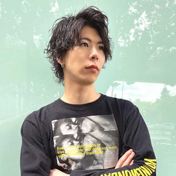LIEN HAIR【リアンヘアー】【リアンヘアー】のスタッフ紹介。大田哲也 レイヤー