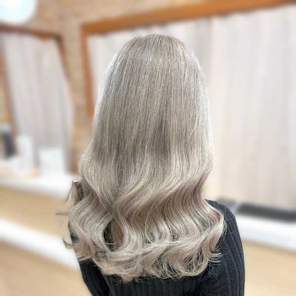 AROMA hair room |AROMA hair room 池袋店 【アロマ ヘアー ルーム】