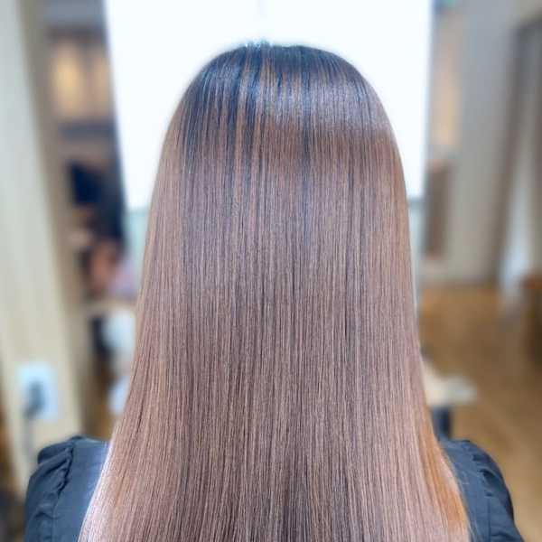 AROMA hair room |AROMA hair room 新宿3号店 【アロマ ヘアー ルーム】