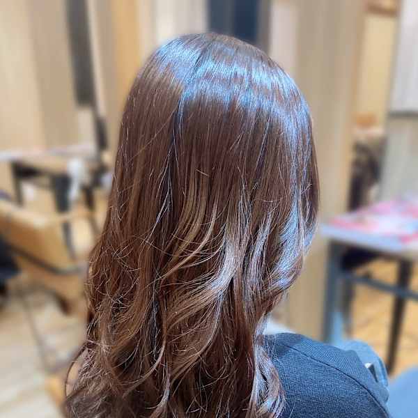 AROMA hair room |AROMA hair room 新宿3号店 【アロマ ヘアー ルーム】