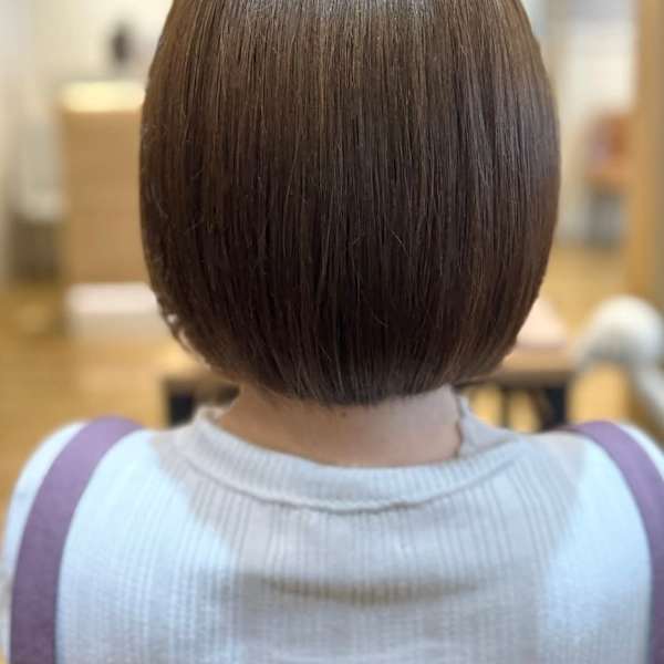 AROMA hair room |AROMA hair room 新宿3号店 【アロマ ヘアー ルーム】