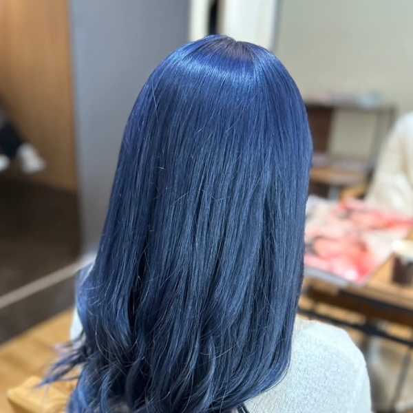 AROMA hair room |AROMA hair room 新宿3号店 【アロマ ヘアー ルーム】