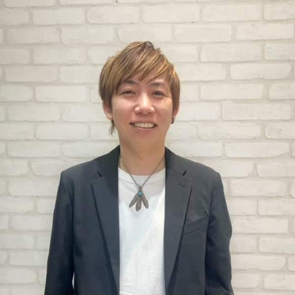 HAIR & MAKE EARTH 検見川浜店【ヘアメイクアース ケミガワハマテン】のスタッフ紹介。平岡 成介
