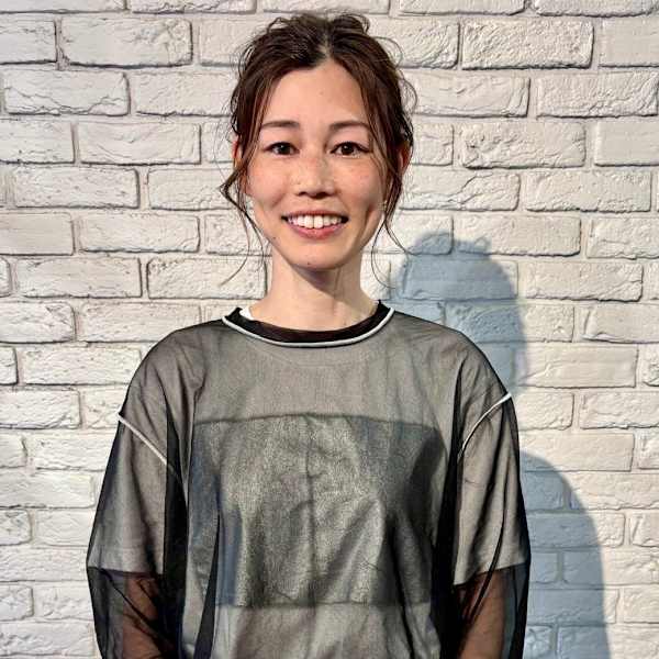 【全席半個室サロン】Natural 広島店【ナチュラル ヒロシマテン】のスタッフ紹介。辻?野 岐子