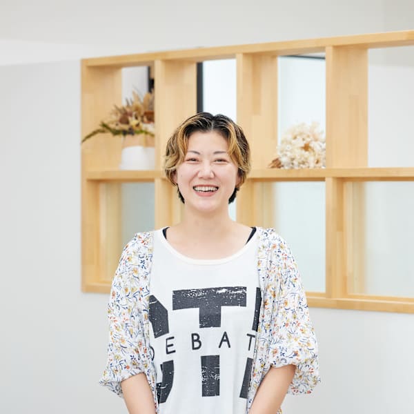 ヘアー・クリエイティブ・ロダン【ヘアー クリエイティブ ロダン】のスタッフ紹介。小林 淳子