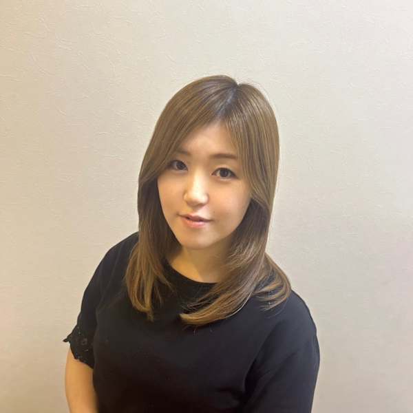 Hair&Spa MIDORI【ヘアアンドスパミドリ】のスタッフ紹介。吉田 有希