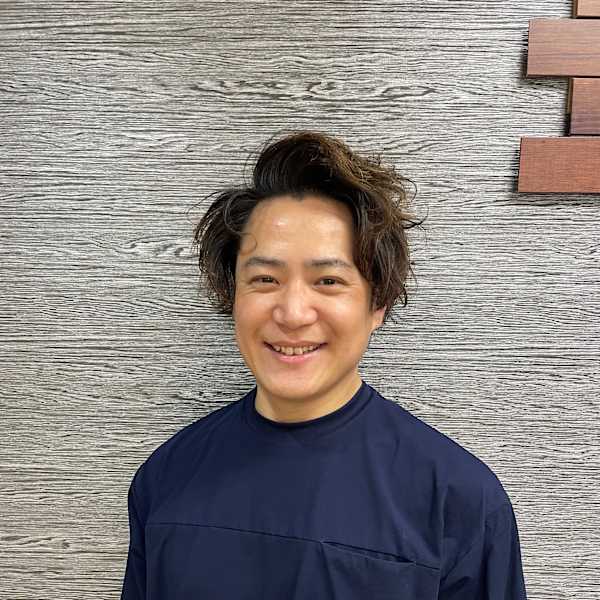 アルモニーヘア【アルモニーヘア】のスタッフ紹介。原田宏