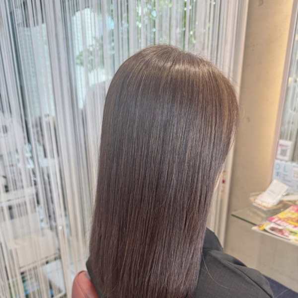 湿気対策には髪質改善ストレート