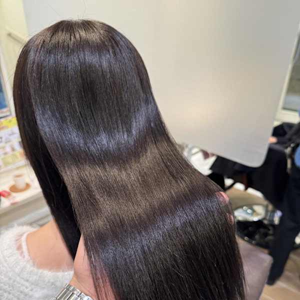 艶のある髪へ縮毛矯正|CREA茅ヶ崎北口