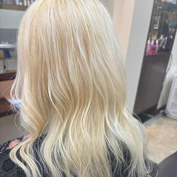 ブロンドベージュ