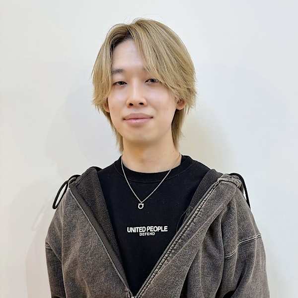 noa Hair Design 町田店【ノアヘアデザインマチダテン】のスタッフ紹介。渋川 隼人