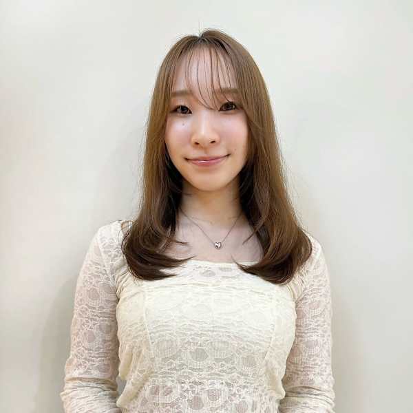 noa Hair Design 町田店【ノアヘアデザインマチダテン】のスタッフ紹介。平野 実優