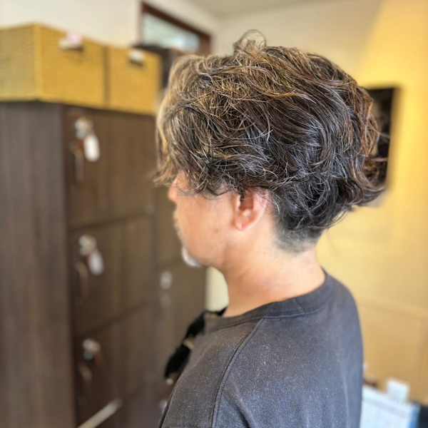 メンズ　ナチュラルパーマ