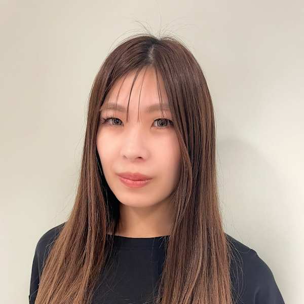Nana【ナナ】のスタッフ紹介。中村 英理奈