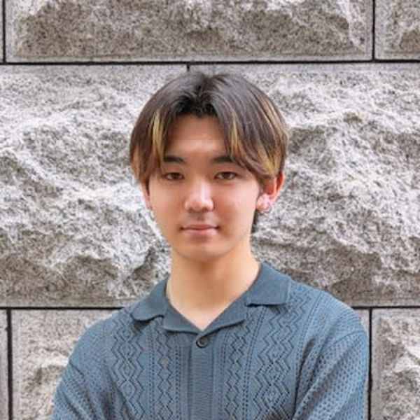 HAIR & MAKE EARTH 錦糸町店【ヘアメイクアース キンシチョウテン】のスタッフ紹介。三村　海