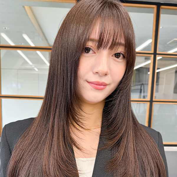 韓国ヘアロングくびレイヤーイメチェン小顔似合わせカット
