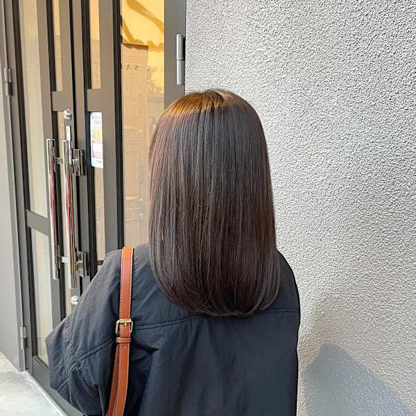 透明感グレージュ×ナチュラル内巻き(縮毛矯正可)|Laedi