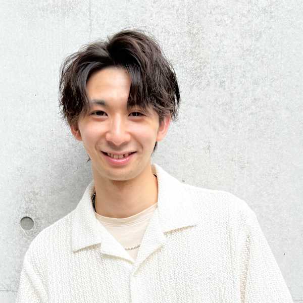 hair&life egerie days【ヘア アンド ライフ エジェリデイズ】のスタッフ紹介。中村 直人