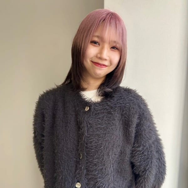 Clement Salon Bull【クレメントサロンブル】のスタッフ紹介。幕田 希耀美