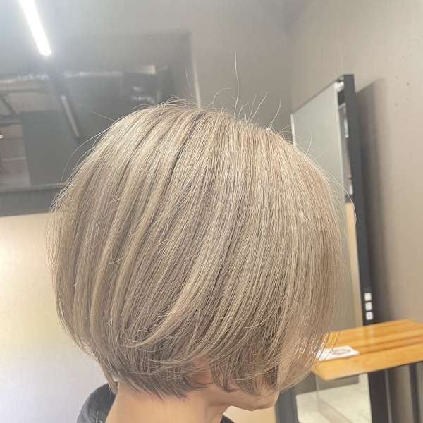 ナチュラルショートボブ