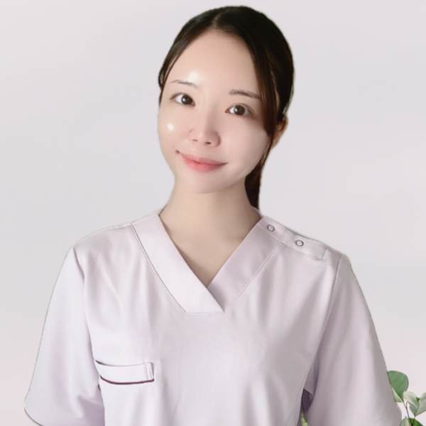 肌管理専門店BNurse用賀本店【ハダカンリセンモンテン ビーナース ヨウガホンテン】のスタッフ紹介。ビヨウカンゴシ ホノカ
