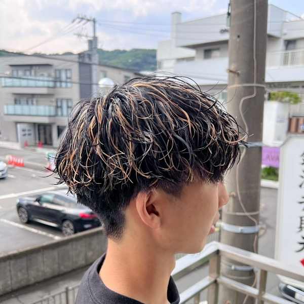 【波巻きパーマ×ハイライト】|LUCK由比ヶ浜