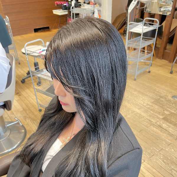 ブルーブラックカラー