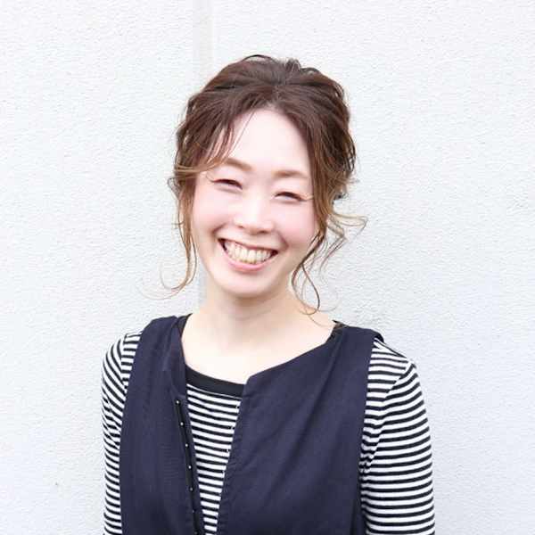NYNY 樟葉店【ニューヨークニューヨーク クズハテン】のスタッフ紹介。恵羅 尚子