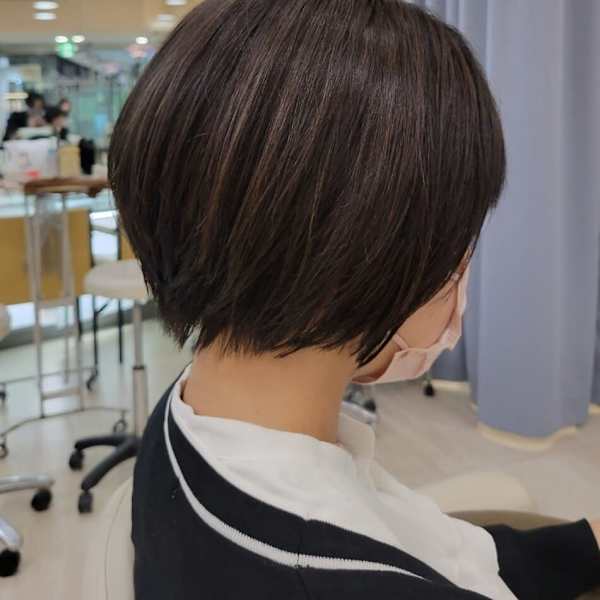ショートグレージュ