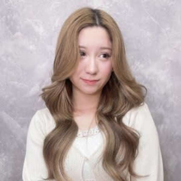 Sio. hair【シオ ヘアー】のスタッフ紹介。加藤 野々愛
