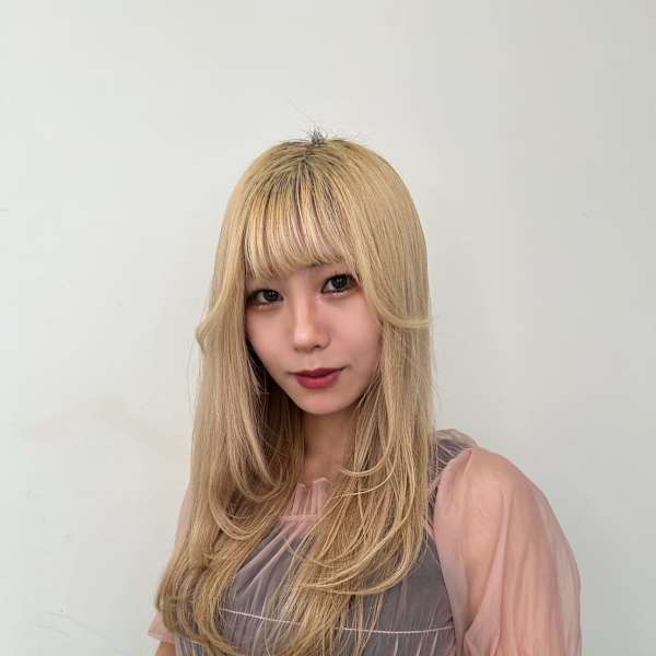 N° blao 名古屋栄【ナンバー ブラオ ナゴヤサカエ】のスタッフ紹介。花見亜沙美
