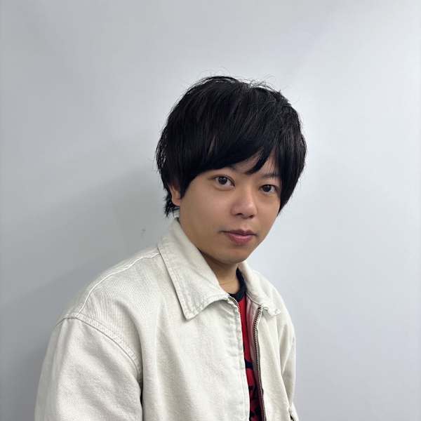 BELLE GROW ALPHA HAIR&NAIL【ベルグローアルファヘアアンドネイル】のスタッフ紹介。HIROTO SHIMOTUMA