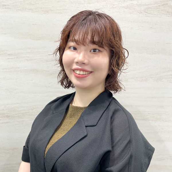 ヘアーサロン ソシエ ココリア多摩センター店【ヘアーサロン ソシエ ココリアタマセンターテン】のスタッフ紹介。伊藤 彩乃