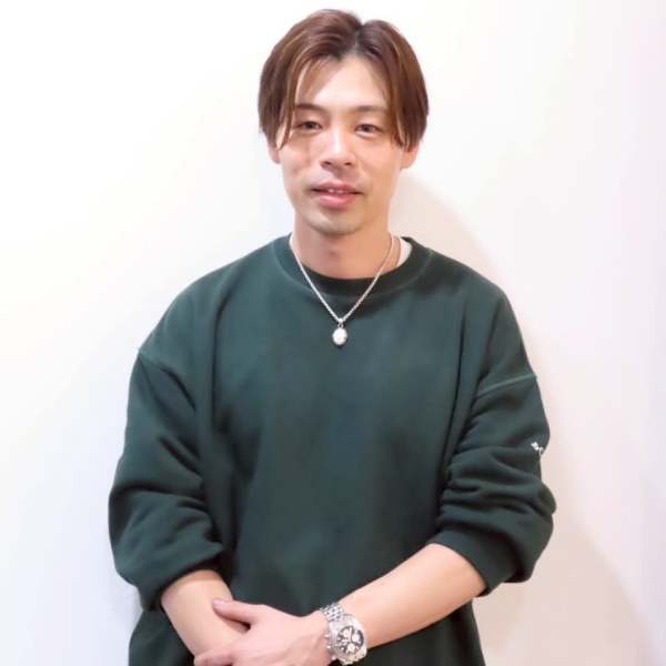Be hair salon&spa【ビーヘアサロンアンドスパ】のスタッフ紹介。加藤木 文八
