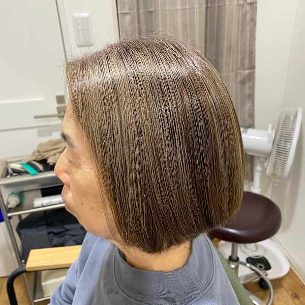 70代でも美髪矯正/ブリーチ無し白髪ぼかし/ほとんど白髪の方